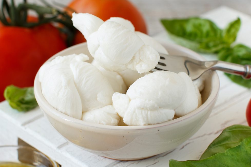 Nodini di Mozzarella Pugliese - FoodnPlace